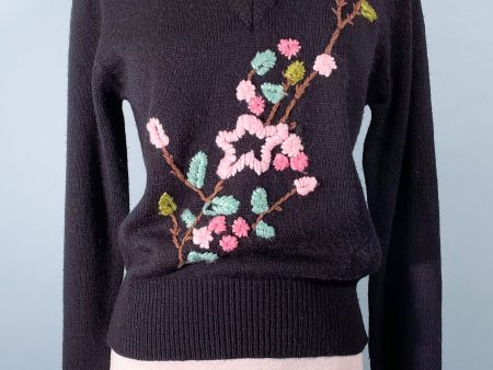 Vintage 70s Rochelle Black Acrylic Embroidered Pullover Sweater S For Sale