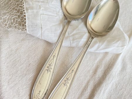 1928 Oneida Peerless Lorain, Silverplate Serving Spoon, Replacement or Mix & Match, Sold Separately 2 Available Hot on Sale